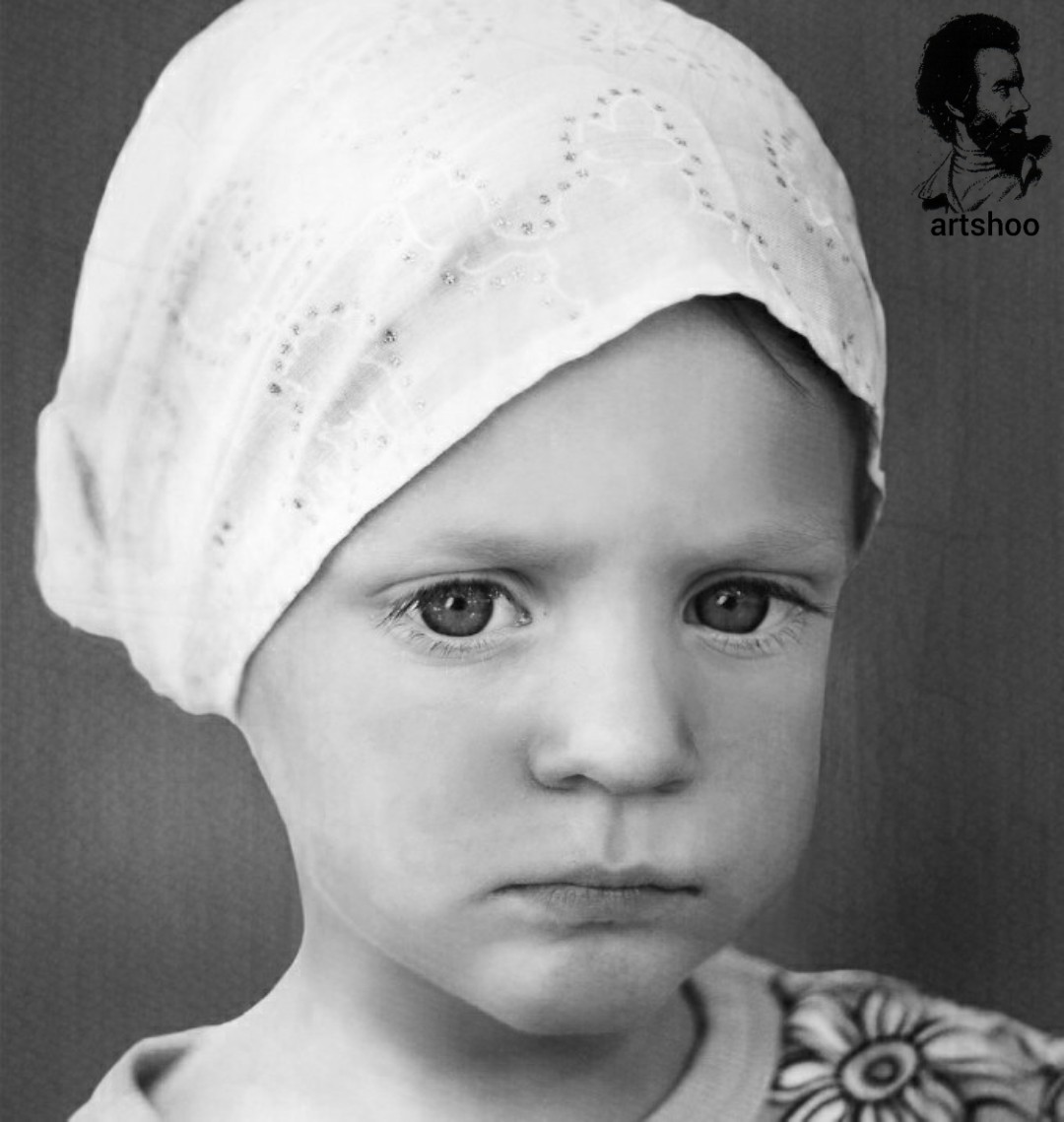 مدل کودک سیاه قلم